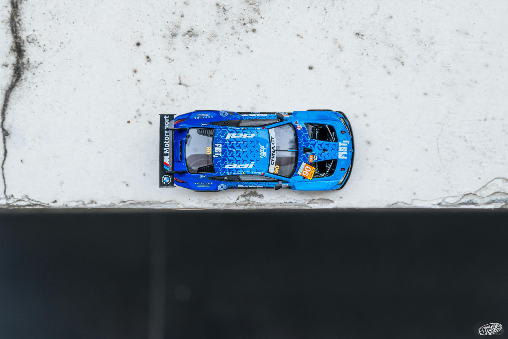 “白菜价”的宝马 M4 GT3 🥬🏁 · 图片 8