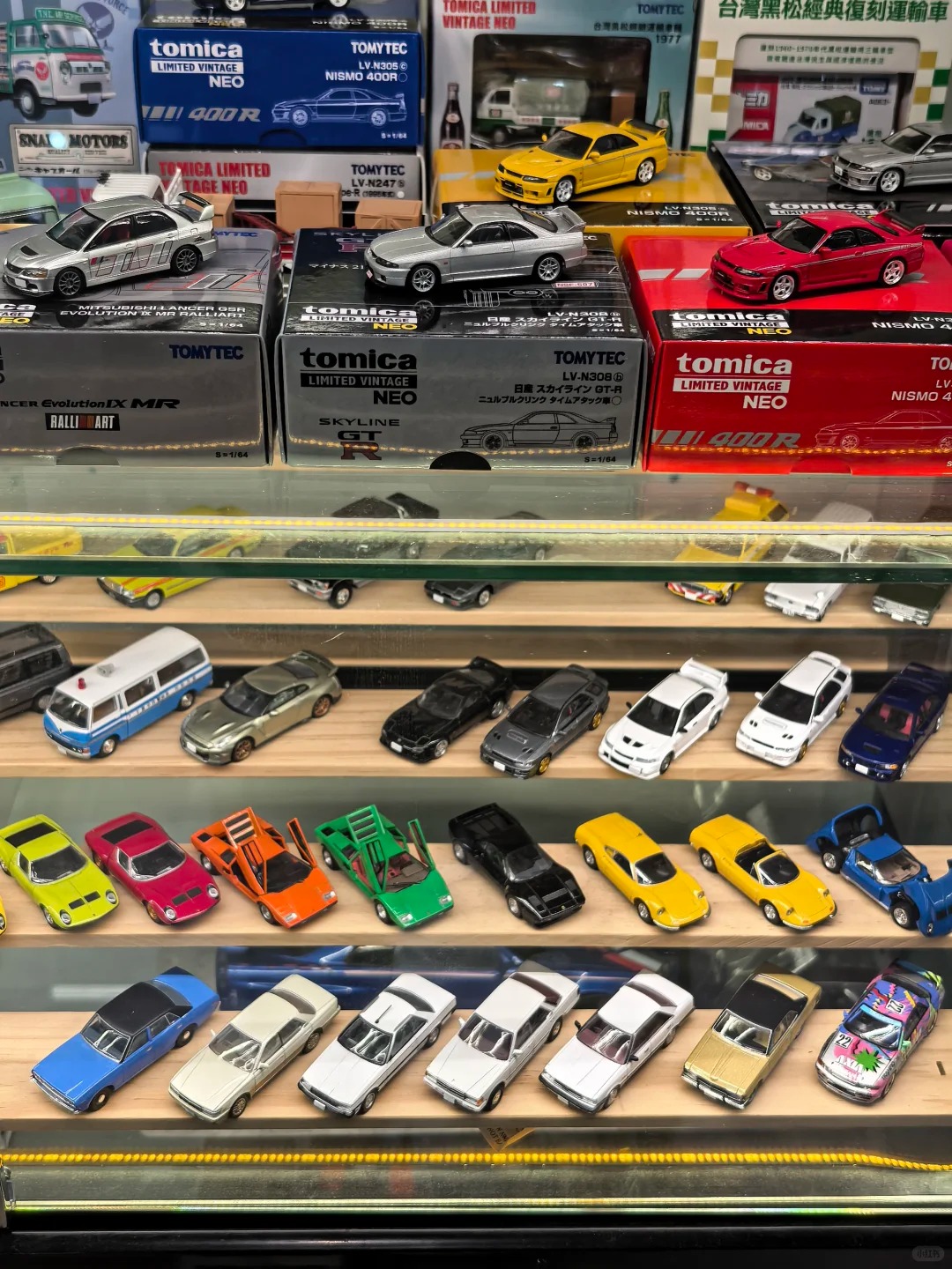 一家品类很全的线下车模店 · 图片 9