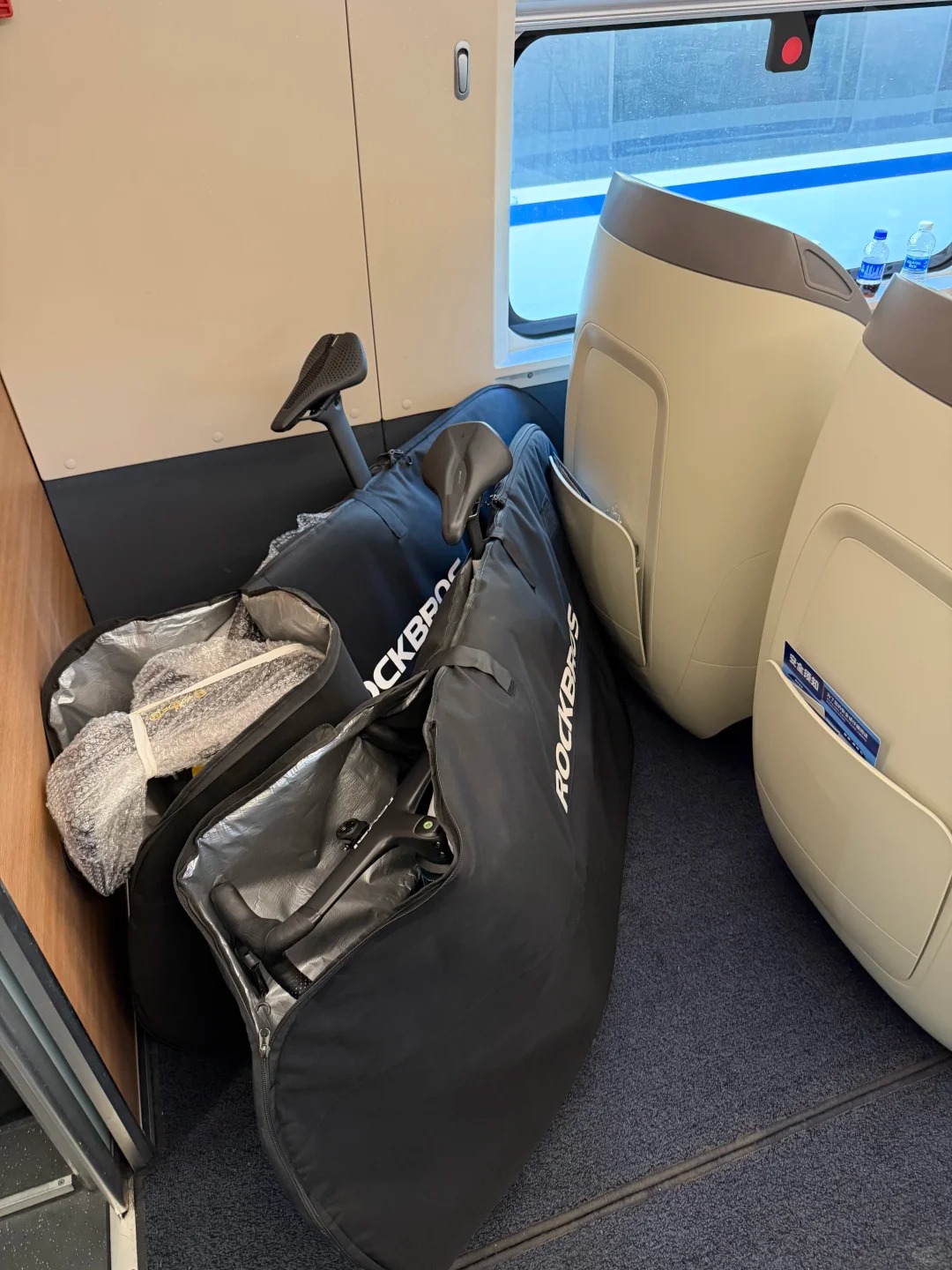 🚄跨越1200公里去千岛湖骑车！我的“搬家式”行李清单公开🧳🚴 · 图片 2