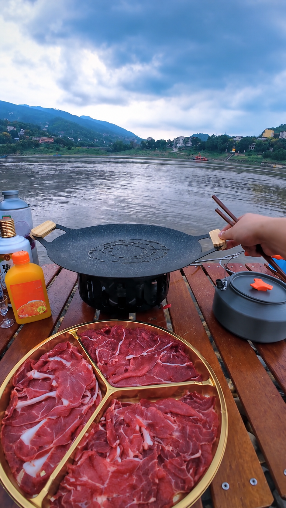 河滩户外烤肉 · 图片 3
