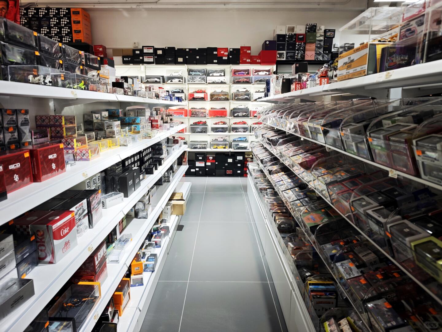 佛山APA逛展意外发现！顺德这家车模店太好逛了 · 图片 3