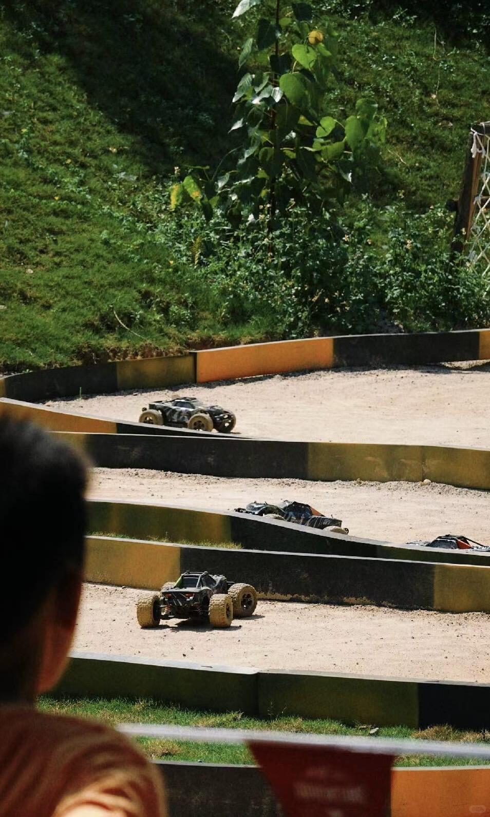 发现一家可以玩RC的宝藏营地！🚗💨 · 图片 3
