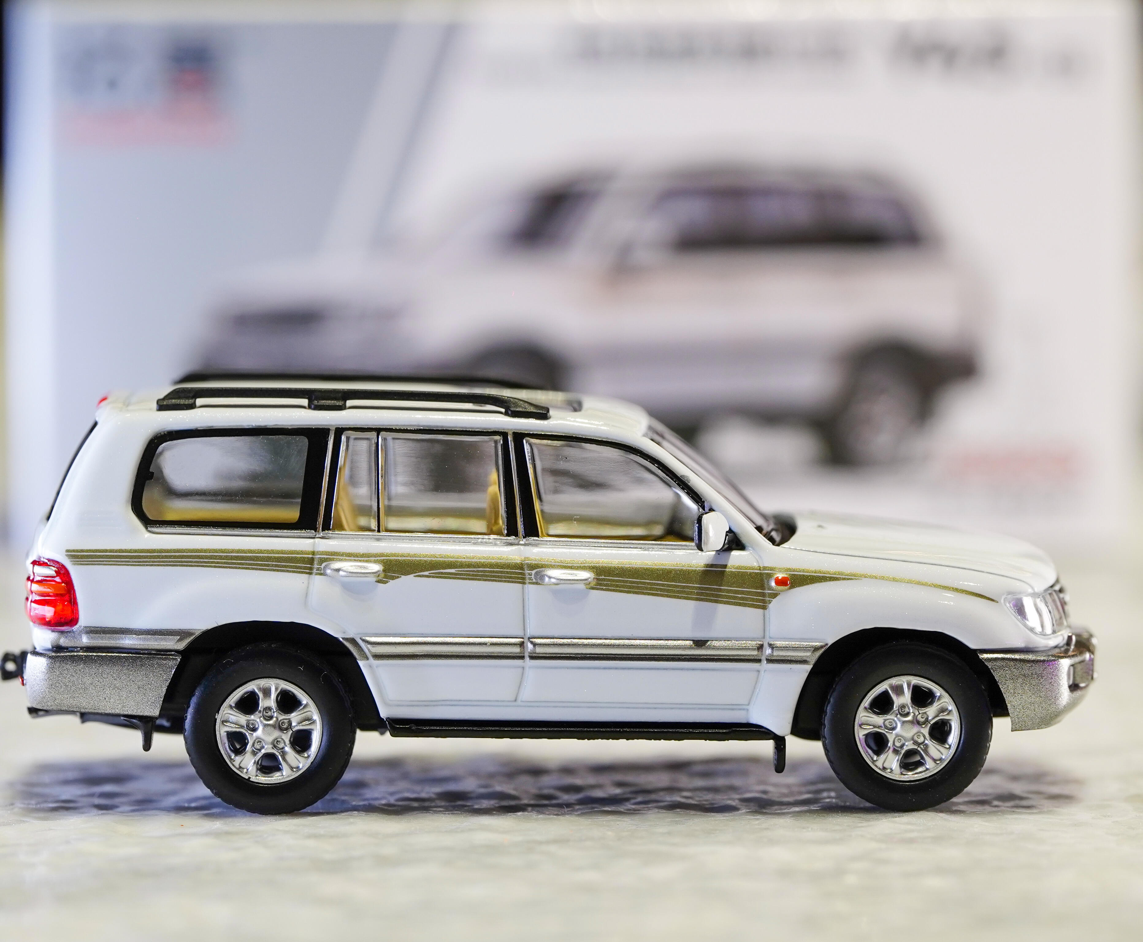 1:64硬派越野入门款｜拓意丰田LC100细节展示 · 图片 2
