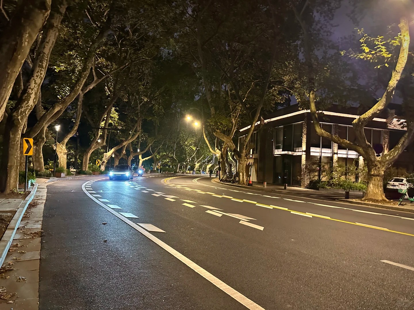 杭州夜骑浪漫天花板！34公里骑出西湖玫瑰线 · 图片 3